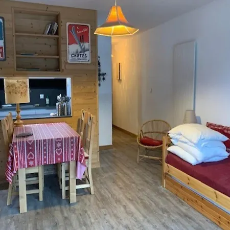 In Heart Of Châtel